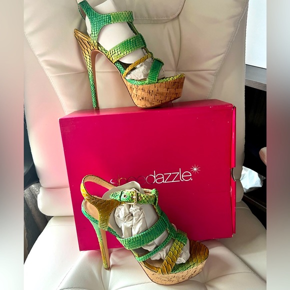 SHOEDAZZLE Ileah Cork Heels/ Size 9 / Lime Faux Snakeskin / New - Picture 2 of 5